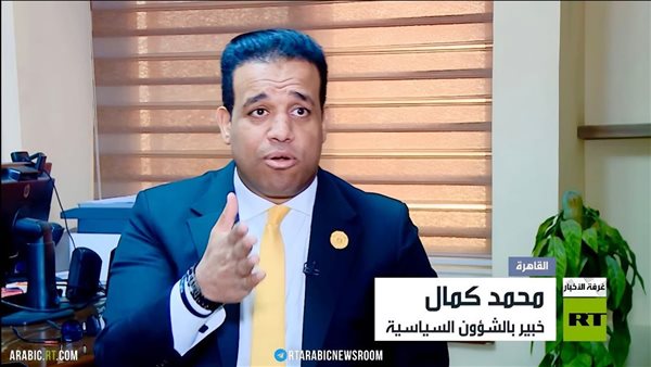 الكاتب الصحفي محمد