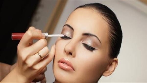 المكياج - أرشيفية