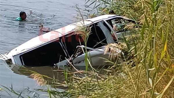 انقلاب سيارة ميكروباص