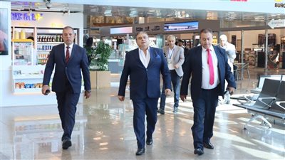 جولة تفقدية للجنة العليا للتفتيش الأمني والبيئي بمطار سفنكس الدولي