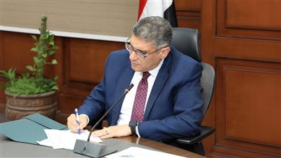 بالتنسيق مع التنمية المحلية.. محافظ الجيزة: ضخ دماء جديدة بعدد من المواقع التنفيذية بالأحياء والمراكز 