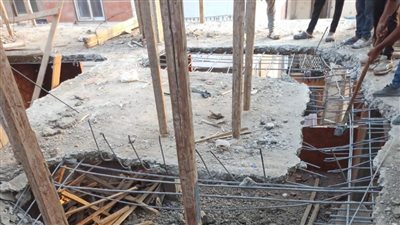 وزيرة التنمية المحلية: إزالة عدد من الأدوار المخالفة لتراخيص البناء بعقارات في حي الزيتون | صور