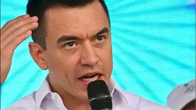 تسمم بالشوكولاتة.. إحباط محاولة اغتيال جديدة لـ رئيس الإكوادور