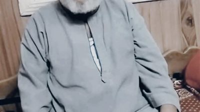 بعد رحلة كفاح.. عامل يلحق بزوجته بعد وفاتها بـ15 يومًا في سوهاج