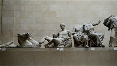 مائدة طعام بجانب تراث اليونان.. أزمة دبلوماسية بين أثينا والمتحف البريطاني بعد حفل فاخر بجوار «رخام البارثينون»