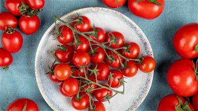 خبراء يحذرون من الطماطم بسبب تفشي السالمونيلا