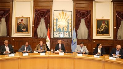 محافظ القاهرة: تخصيص شاشات عرض ببعض الميادين لبث مواد ترويجية عن المتحف المصري الكبير 