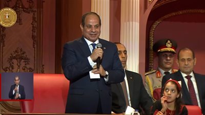 الرئيس السيسي: فيه 6 أنفاق تحت القنال عشان تكون سيناء والدلتا حتة واحدة