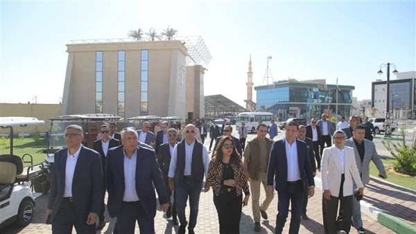 وزيرا التنمية المحلية