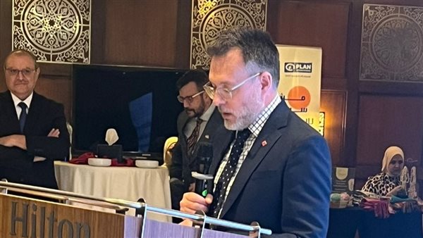 السفير الكندي بالقاهرة