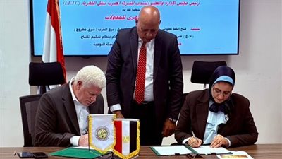 «نقل الكهرباء» توقع عقدًا جديدًا لربط محطة الضبعة النووية بالشبكة القومية