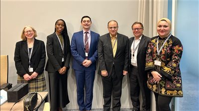 هيئة الدواء تبحث مع نظيرتها البريطانية تبادل الخبرات بمجالات التحول الرقمي وتسجيل وتقييم الأدوية