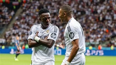 مبابي وفينيسيوس يقودان هجوم ريال مدريد في مباراة برشلونة بالكلاسيكو