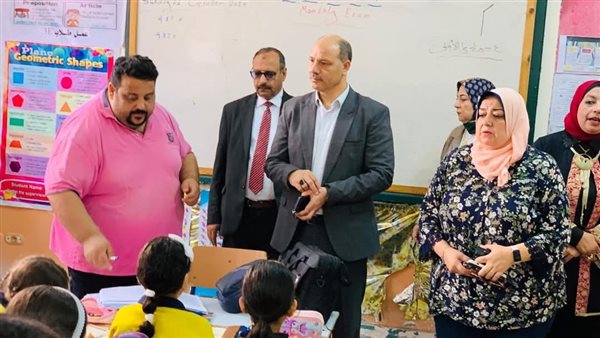 جولة وكيل وزارة التربية