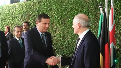 وزير الزراعة يدعو المستثمرين الأستراليين لزيادة الاستثمار في الطاقة النظيفة والأمن الغذائي بمصر