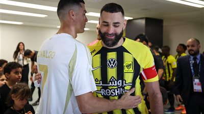 رونالدو في مواجهة بنزيما.. صدام العمالقة في كلاسيكو النصر والاتحاد