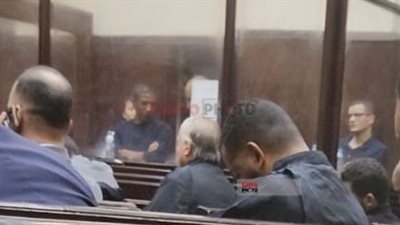 المحكمة تواجه صينيًا ويابانيًا بتهمة بالاحتيال الإلكتروني وغسيل الأموال في قضية منصة FBC