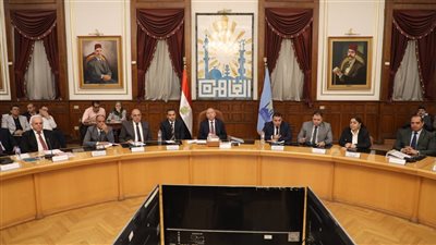 محافظة القاهرة ترفع حالة الطوارئ استعدادًا لموسم الأمطار.. وتطهير 23 ألف بالوعة وربط مباشر مع الأرصاد