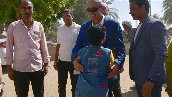 محافظ الأقصر يفي