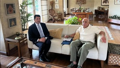 متحدث الشباب والرياضة يكشف كواليس جلسة لبيب وأشرف صبحي.. وموقف أرض أكتوبر