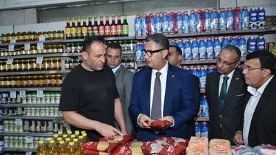 وزير التموين يتفقد عددًا من الأنشطة التموينية بالقاهرة لمتابعة توافر السلع وانتظام منظومة الدعم