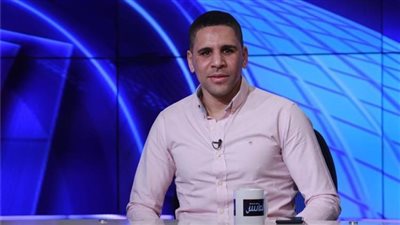 أحمد السيد: زيزو أفضل من تريزيجيه.. ومحمد شريف وجراديشار أقل من الأهلي