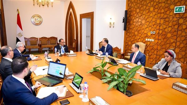 وزير الخارجية خلال