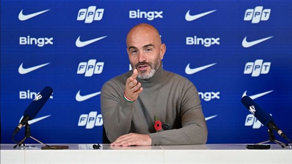 إنزو ماريسكا المدير