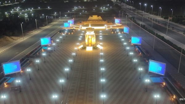 ساحة جامعة قنا