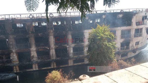 المركب المحترقة 