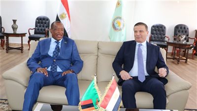 وزير الزراعة يبحث زيادة المزارع المصرية في زامبيا