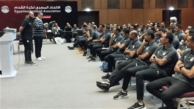 اتحاد الكرة يبدأ صرف دفعة جديدة من مستحقات حكام الدوري الممتاز 