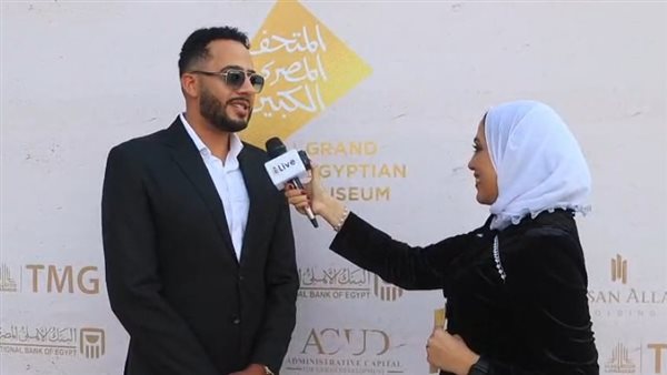 عصام السقا مع مراسلة