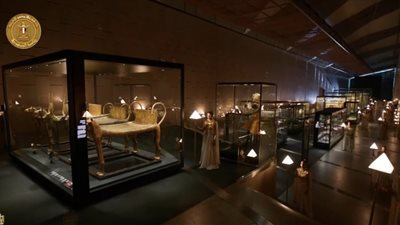 المتحف المصري الكبير يفتح أبوابه.. رحلة ساحرة عبر التاريخ الفرعوني | صور 