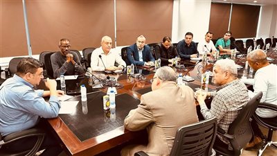 رئيس جهاز القاهرة الجديدة يشدد على متابعة الأحياء والمناطق المأهولة بالسكان ورفع كفاءة الخدمات بها