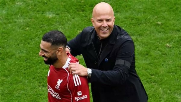 آرني سلوت مدرب ليفربول