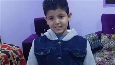 تلميذ بالصف الخامس يعيد خاتمًا ذهبيًا لصاحبته عثر عليه بعد خروجه من المدرسة