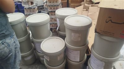 ضبط كيان مخالف لتصنيع مواد غذائية بالمنوفية