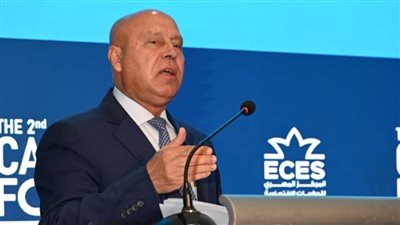 كامل الوزير: مصر تواجه الاضطراب العالمي بالتنمية والعمل والإنتاج
