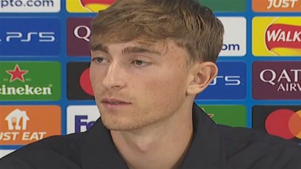 دين هويسين مدافع