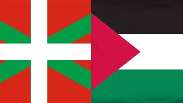 مباراة فلسطين وإقليم