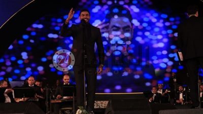 خالد سليم يحتفل بعيد ميلاده بحضور إيهاب فهمي وعائلته بـ”الموسيقى العربية” (صور)