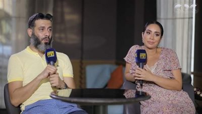 أول لقاء تليفزيوني لمحمد فراج وخطيبته بسنت شوقي (صور)