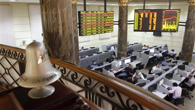 البورصة توقف التداول على أكثر من 30 سهما لتخطي النسب المقررة