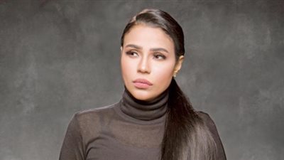 شقيق أمينة يتعرض لوعكة صحية في إنجلترا.. والمطربة تطالب بالدعاء (صورة)