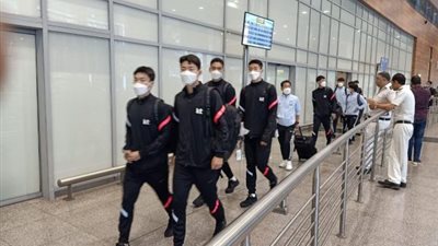 وصول منتخب كوريا الجنوبية للقاهرة استعدادا لمواجهة المنتخب الأولمبي (صور)