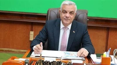 رئيس جامعة المنوفية يوضح لـ”القاهرة 24″ حقيقة وجود إصابات بكورونا بين طلاب كلية الحقوق