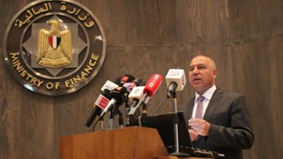 وزير النقل: المشاركة مع القطاع الخاص يضمن سرعة الإنجاز دون تحميل الموازنة أعباء إضافية