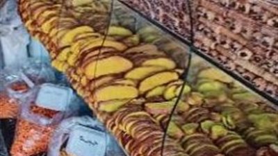 إعدام 1.2 طن مخبوزات غير صالحة للاستهلاك الآدمي في الشرقية (صور)