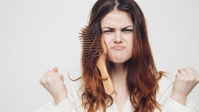 وصفات سهلة لعلاج تشابك الشعر بالمنزل